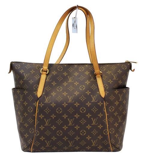 louis vuitton men's monogram bag|louis vuitton totes monogram.